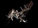 Raketopln Endeavour pipojen k ISS