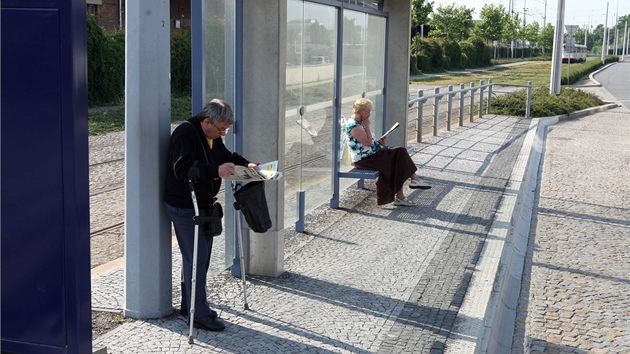 Silnice podél Labe v Ústí bývá v jiné dny plná aut, díky hrozb kolon ale byla pi stávce volná.