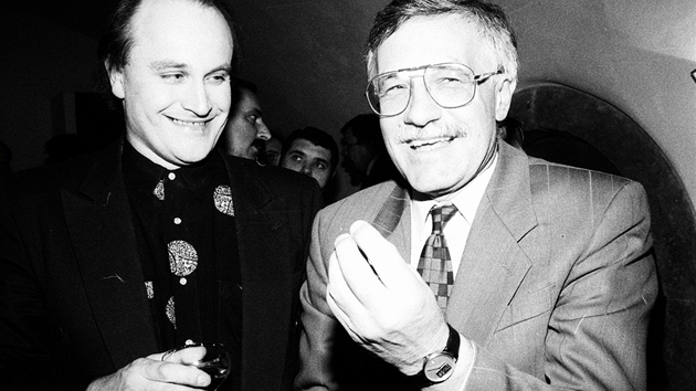 Styl Václava Klause - Václav Klaus v roce 1991. Václav Klaus výrazné obrouky...