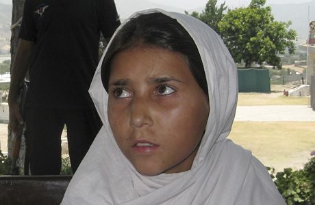 Sohana Davídová, kterou unesli teroristé a oblékli do vesty s devíti kily výbunin. (20. ervna 2011)