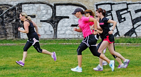 Trénink redaktorek OnaDnes.cz na desetikilometrový závod Nike Run Prague