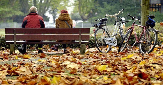 Teplomr sice ukáe vyí teploty, sluníko nás ale podle meteorolog neeká. Ilustraní foto