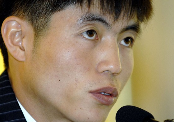 Shin Dong-hyuk peil dvaadvacet let útrap v severokorejském koncentraním táboe a svým píbhem chce upozornit na osudy statisíc vz. 