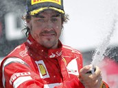 DECENTN RADOST. Pilot ferrari Fernando Alonso obsadil ve Velk cen Evropy