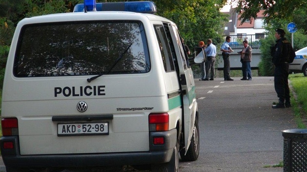 Policie vyetuje stelbu v podchodu pod ulicí Generála iky v praských