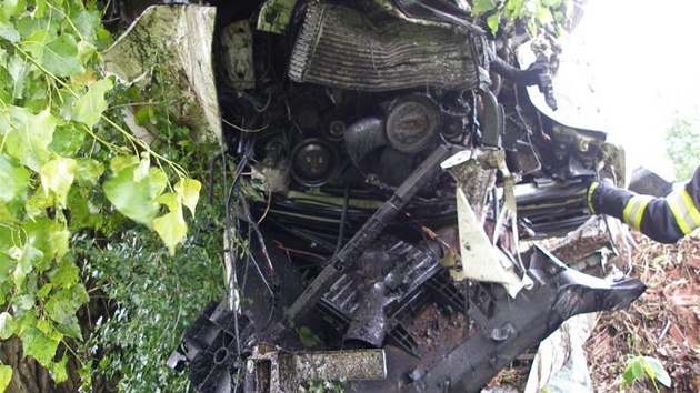 Nehoda dodávky u obce Lupenice. (25. ervna 2011)