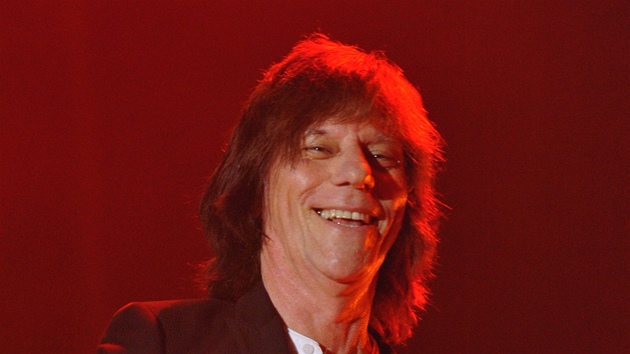 Jeff Beck (Praha, Tesla Arena, 23. 6. 2011)