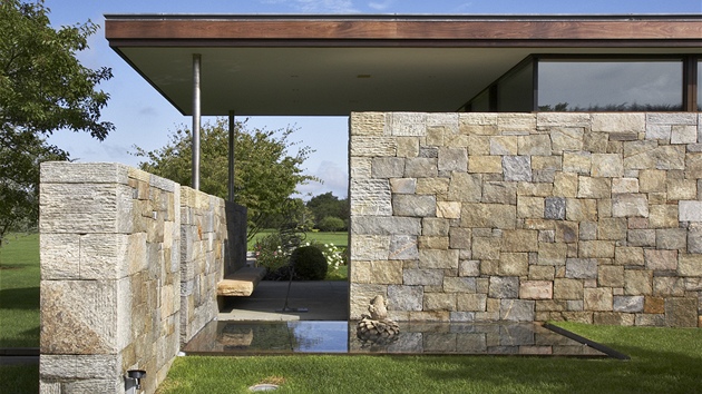 Architekti zvolili koncept tvarov  nekomplikovaného domu, který se bude dobe 
