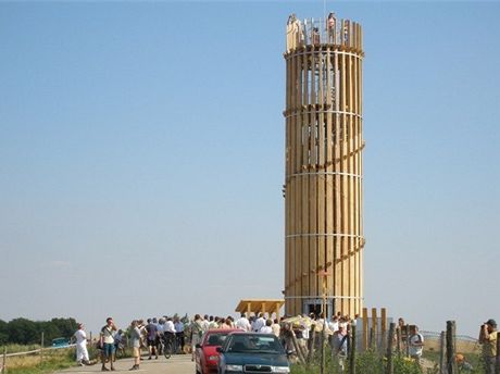 Anketa o nejkrsnj rozhlednu Jihomoravskho kraje - Aktov v na kopci