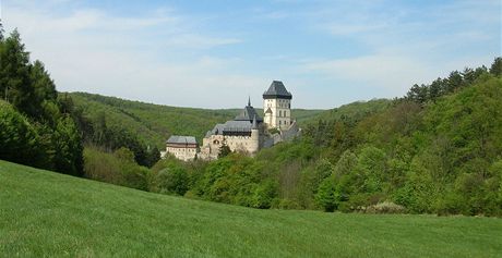 Na Karltejn se záduní me za Karla IV. konají po staletí.