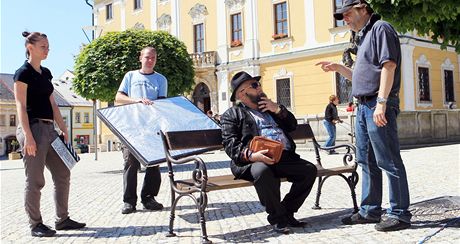 Reisr Milan teindler nat v Police televizn detektivku.