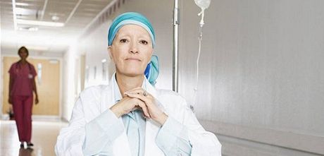 Ilustraní snímek - Rakovina, pacientka, nemocnice, léba