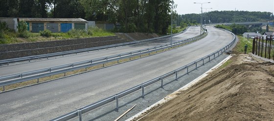 Nová ást silnice íslo I/27 v Plzni u borské vznice zane u po prázdninách