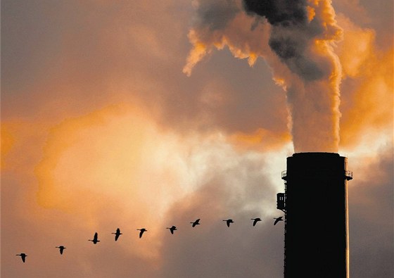 Mnoství nebezpených a karcinogenních látek v ovzduí se podle ekolog ve Zlínském kraji letos sníilo. Ilustraní foto