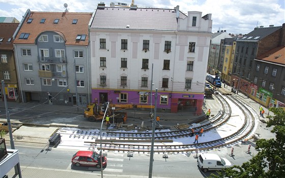 Rekonstrukce kolejí v plzeské Sladkovského ulici