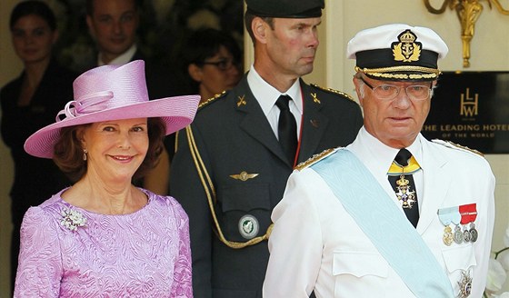 védský král Carl XVI. Gustaf a védská královna Silvia