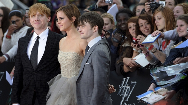 Premira filmu Harry Potter a Relikvie smrti - st 2: Daniel Radcliffe, Emma Watsonov a Rupert Grint (Londn, 7. ervence 2011)