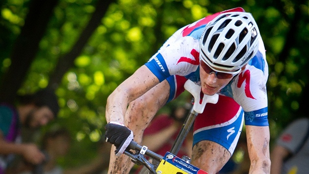 Biker Jaroslav Kulhavý na trati závodu Svtového poháru v kanadském Mont Sainte