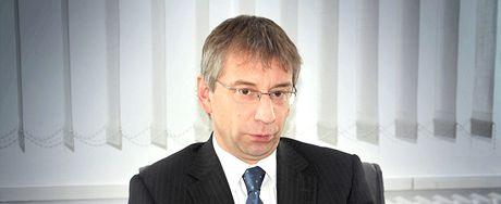 Ministr práce a sociálních vcí Jaromír Drábek odpovídá na otázky vybrané z blog iDnes.cz.