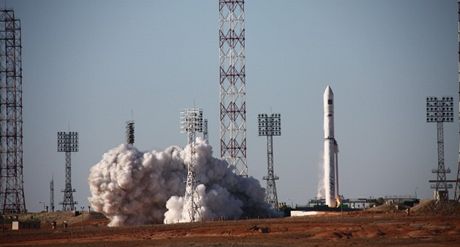 Start rakety Zenit s druicí RadioAstron z Bajkonuru ráno 18. ervence naeho asu