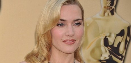 Typick Kate Winslet. Vysok vlna, rovn vlasy u hlavy a konce navlnn. Kudrny