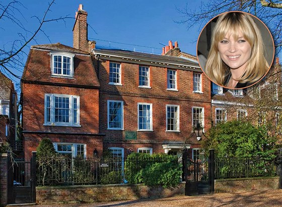Kate Mossová si koupila honosné sídlo za v pepotu 220 milion korun.
