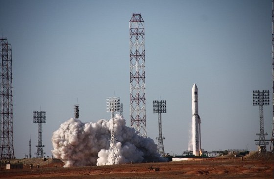 Start rakety Zenit s druicí RadioAstron z Bajkonuru ráno 18. ervence naeho asu