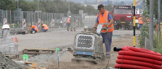 Na kiovatce vznikne nové odboení do svitovského areálu, ím se zrychlí doprava pes Zlín. Ilustraní foto.