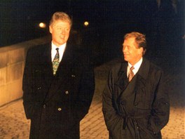 Americký prezident Bill Clinton a prezident eské republiky Václav Havel se...