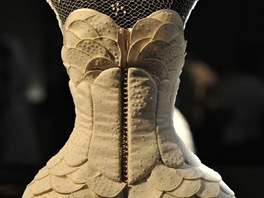 To nejlep z haute couture pehldek pro seznu podzim-zima 2011/2012: Worth.