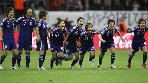 Japonské fotbalistky se radují. Práv vyhrály mistrovství svta.