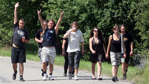 Na festival Masters of Rock do Vizovic pijeli první fanouci rockové muziky.