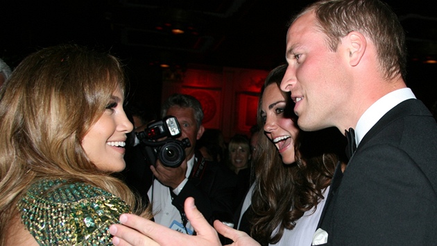 Princ William s manelkou Kate a Jennifer Lopezov (2011)