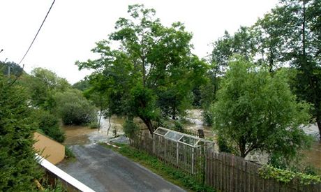 Rozvodnn eka slava doshla ve tvrtek tetho stupn povodov aktivity a