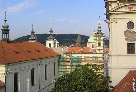 Meteorologická stanice Klementinum - Výhled z micí ploiny na Petín