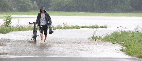 Nová vodomrná stanice na potoce u Starého Msta pod Landtejnem má varovat Rakuany ped velkou vodou. Ilustraní snímek.