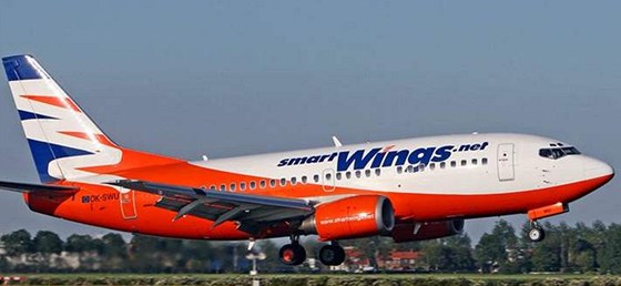 Letadla s nápisy SmartWings a Travel service budou v lét asto létat i z Monova. (ilustraní snímek)