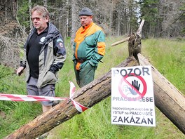 Policist dnes zashli proti aktivistm, kte na umav u Ptaho potoka ...