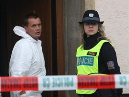 Kriminalist v Krnov vyetuj smrt jedenctilet dvky. (25. 7. 2011)