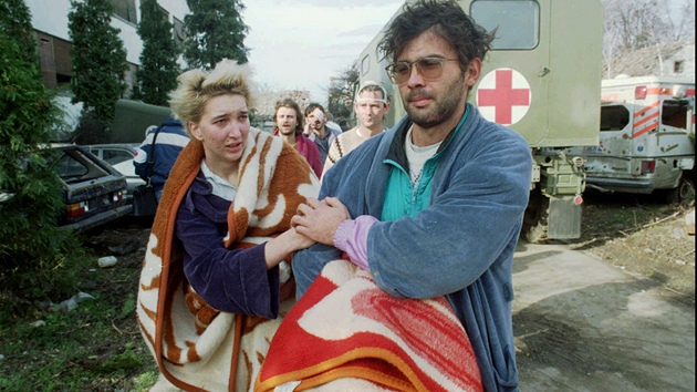 Vukovar, listopad 1991. Srbové po dobytí msta odvlekli  264 pacient místní