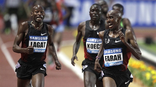 Mo Farah vítzí na mítinku Diamantové ligy v Monaku v bhu na 5 000 metr.    