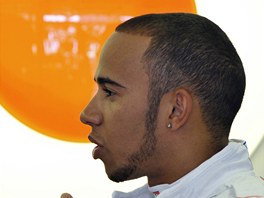 Lewis Hamilton z McLarenu ped zatkem tetho menho trninku Velk ceny