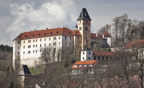Vimperský zámek se opravy za evropské miliony nedoká.