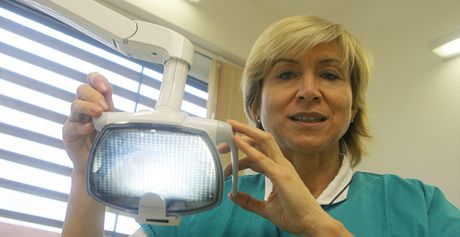 Vodanská zubní lékaka Regina Pelíková drí hladovku na protest proti jednání
