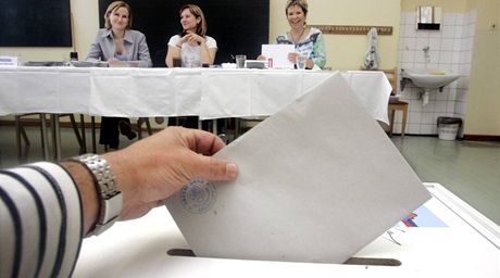 Osmdesát hlasovacích lístk se ztratilo z radnice v Novém Sedle na Sokolovsku. Ilustraní snímek