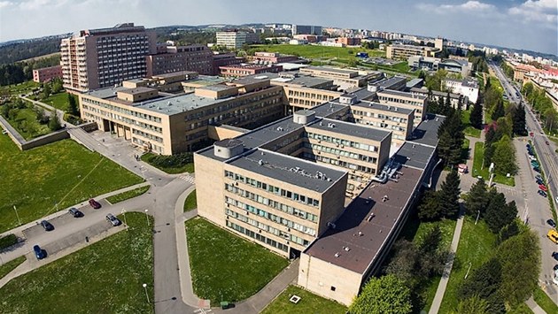 Areál Fakultní nemocnice s poliklinikou v Ostravě-Porubě. Areál Fakultní nemocnice s poliklinikou v Ostravě-Porubě.
