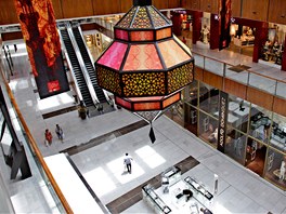 Návtvníky v dubajském obchodním centru pivítaly dekorace pipomínající první