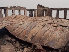 Ruiny Petrovy boudy po poáru v roce 2011)