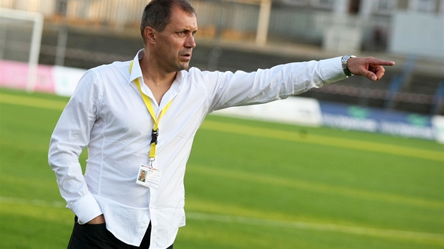 Trenér jihlavských fotbalistů Roman Pivarník Trenér jihlavských fotbalistů Roman Pivarník