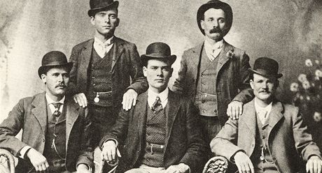 Pistolnci z Divok bandy se v roce 1900 v texaskm Forth Worth nechali zvnit